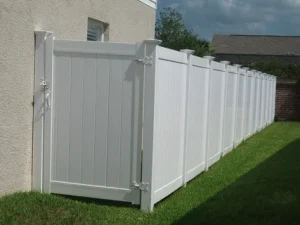 vinyl privacy gate